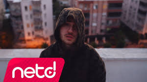 Aceeaşi Scuza